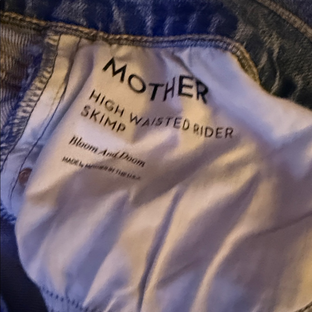 MOTHER High Rise Distressed Blue Jeans - Picture 3 of 4